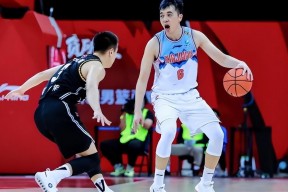 威尼斯人体育 -CBA常规赛倒计时；塞维利亚窗口期远射贴柱；细节引发关注；话题不断；团队化学反应显著 