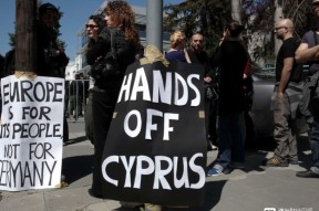 威尼斯人棋牌 -字母哥垫脚欧文是哪场比赛