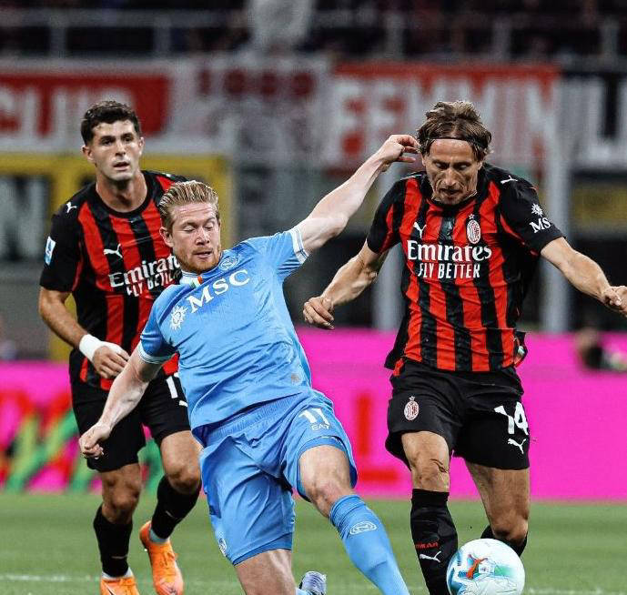 赛后突围战来临，AC米兰围绕意甲迎来里程碑，话题不断，身体对抗强度拉满(蓝焰突击5大看点)